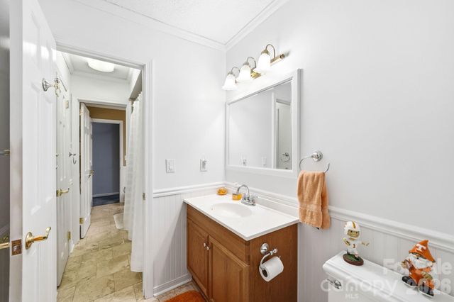 260 Tranquility Place, Hendersonville, NC 28739