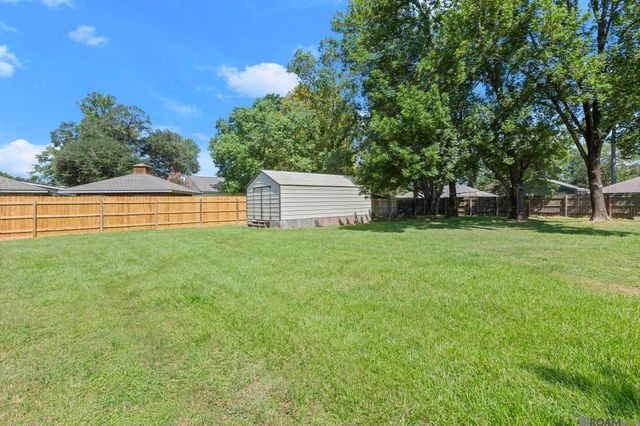 16807 Chickasaw Ave, Greenwell Springs, LA 70739