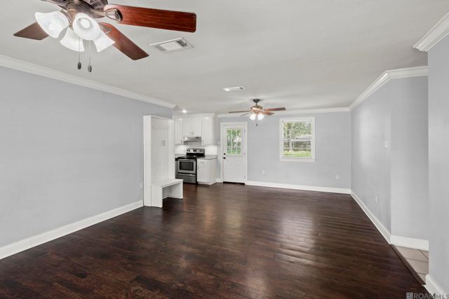 16807 Chickasaw Ave, Greenwell Springs, LA 70739