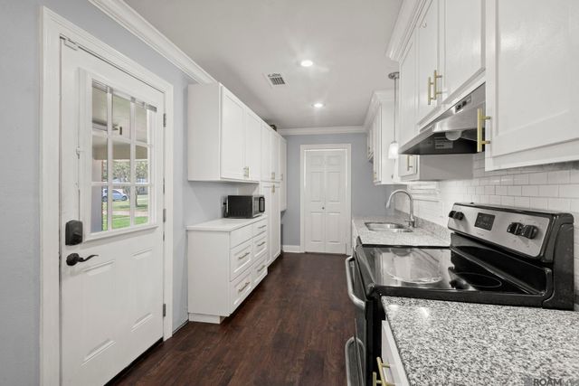 16807 Chickasaw Ave, Greenwell Springs, LA 70739