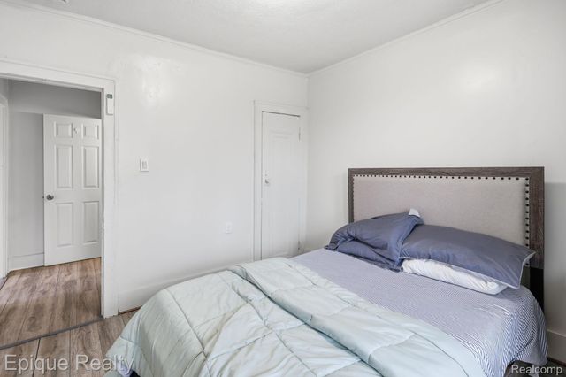 585 Southfield Road, Lincoln Park, MI 48146