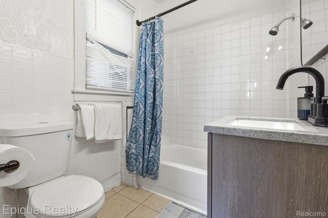 585 Southfield Road, Lincoln Park, MI 48146