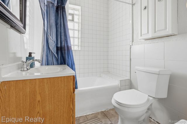 585 Southfield Road, Lincoln Park, MI 48146