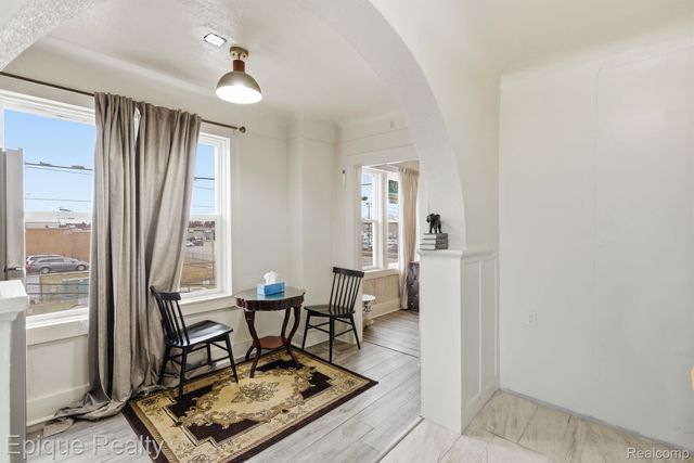 585 Southfield Road, Lincoln Park, MI 48146