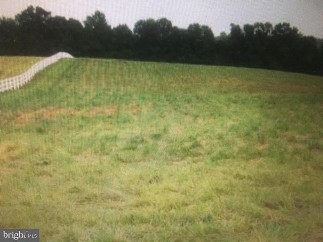 6713 SUNRISE BAY DR, Mineral, VA 23117
