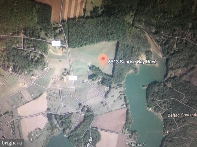 6713 SUNRISE BAY DR, Mineral, VA 23117
