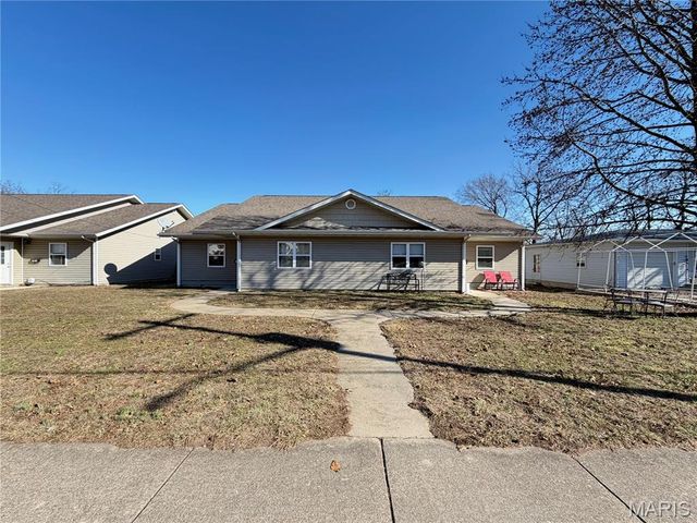 400 S McArthur, Salem, MO 65560