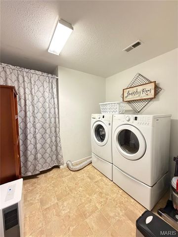 400 S McArthur, Salem, MO 65560