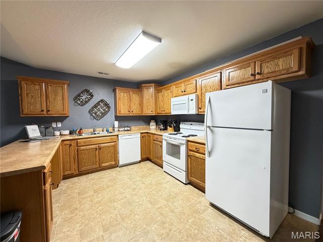 400 S McArthur, Salem, MO 65560