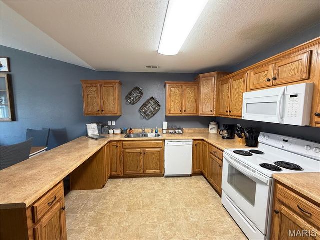 400 S McArthur, Salem, MO 65560