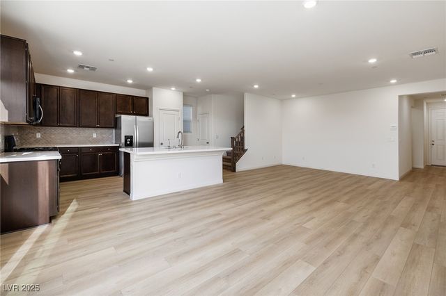 9541 Marsh Aster Street, Las Vegas, NV 89139