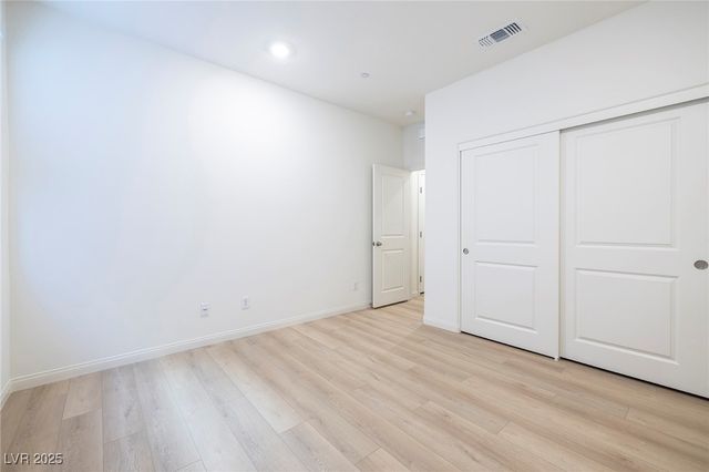 9541 Marsh Aster Street, Las Vegas, NV 89139