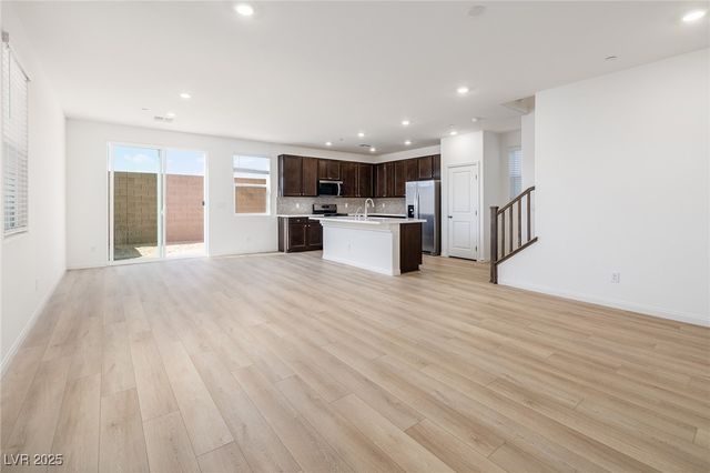 9541 Marsh Aster Street, Las Vegas, NV 89139