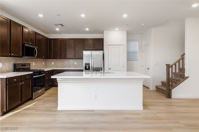 9541 Marsh Aster Street, Las Vegas, NV 89139