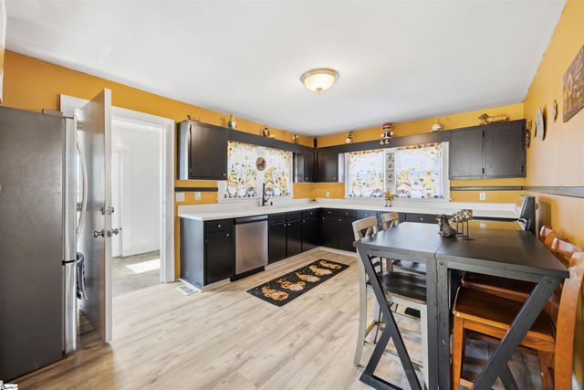 600 S Main Street, Greer, SC 29650