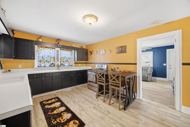 600 S Main Street, Greer, SC 29650