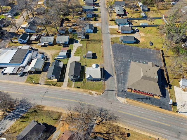 600 S Main Street, Greer, SC 29650