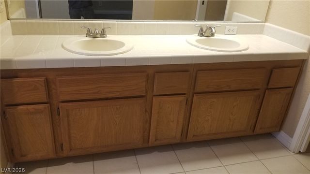 3212 Beacon Shores Circle, Las Vegas, NV 89117