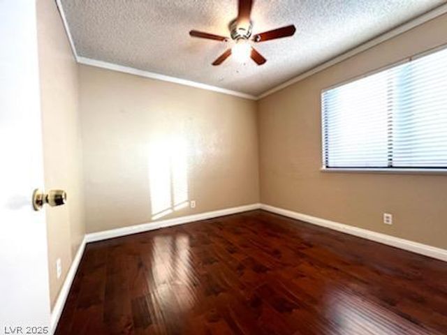 3212 Beacon Shores Circle, Las Vegas, NV 89117