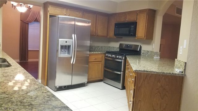 3212 Beacon Shores Circle, Las Vegas, NV 89117