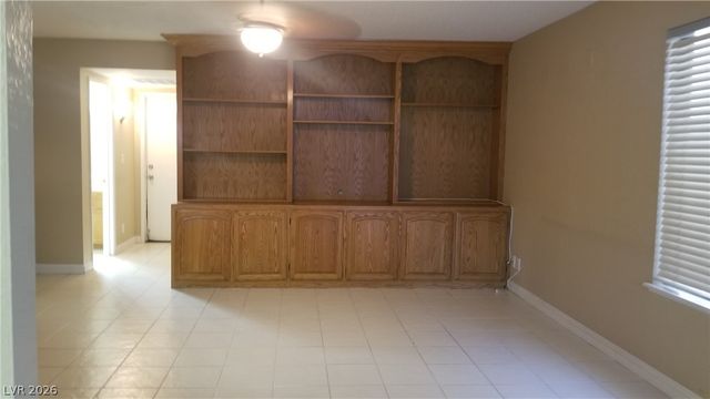 3212 Beacon Shores Circle, Las Vegas, NV 89117