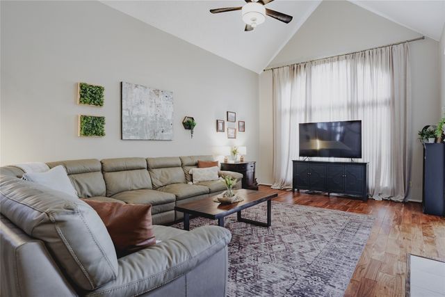 6223 Cupertino Trail, Dallas, TX 75252