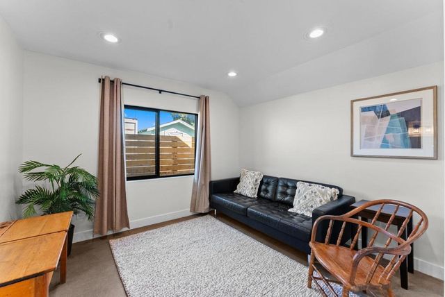 4829 Oregon St, San Diego, CA 92116