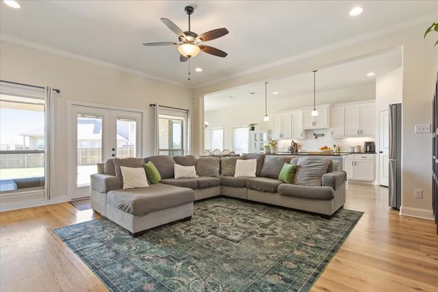 518 Rye Circle, Waco, TX 76657
