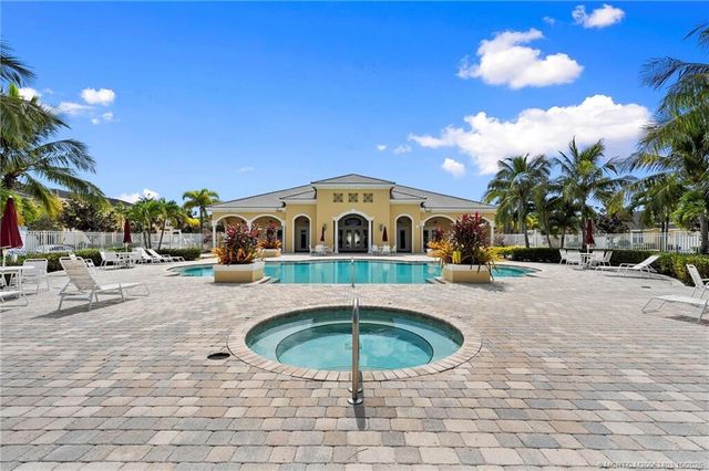 6289 NW Regent Street, Port St. Lucie, Port St Lucie, FL 34983