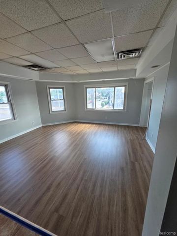 24304 W Warren Street, Dearborn Heights, MI 48127