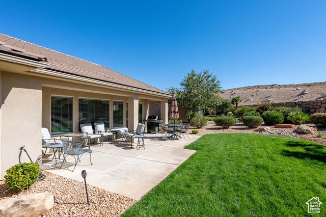 5120 S CARMEL BLUFFS DR, St. George, UT 84790