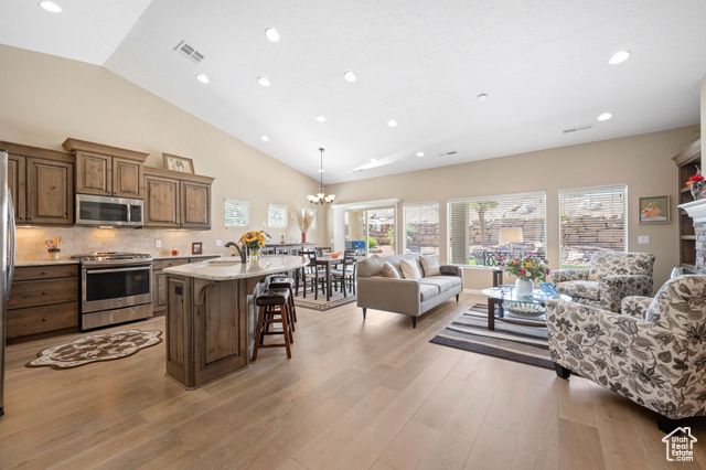 5120 S CARMEL BLUFFS DR, St. George, UT 84790