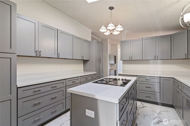 9466 Silver Creek Lane NW, Bremerton, WA 98311