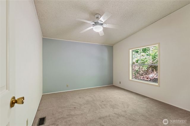 9466 Silver Creek Lane NW, Bremerton, WA 98311