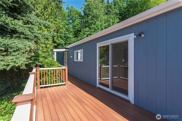 9466 Silver Creek Lane NW, Bremerton, WA 98311