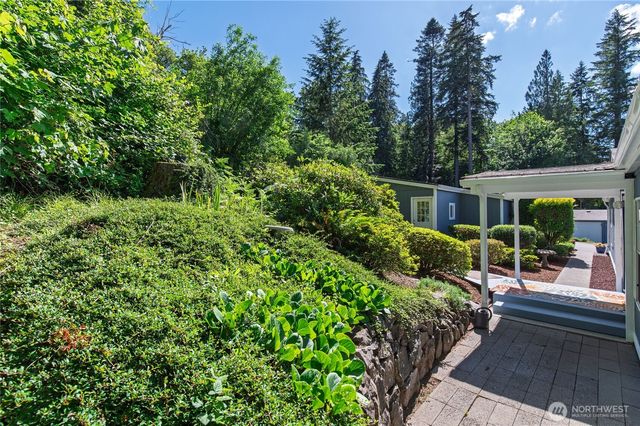 9466 Silver Creek Lane NW, Bremerton, WA 98311