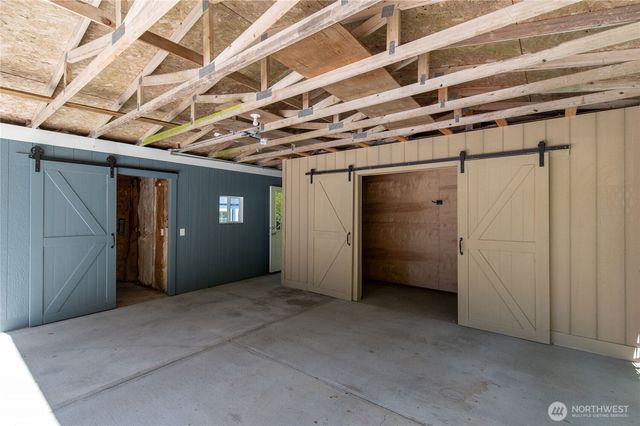 9466 Silver Creek Lane NW, Bremerton, WA 98311