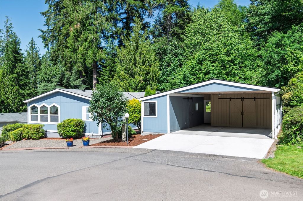 9466 Silver Creek Lane NW, Bremerton, WA 98311