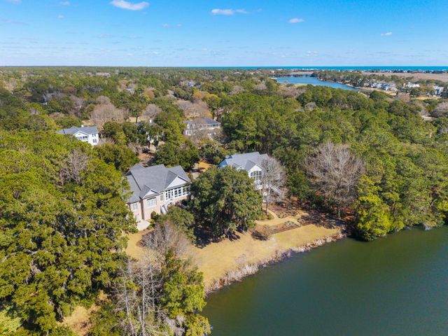 250 Pinckney Ave., Georgetown, SC 29440