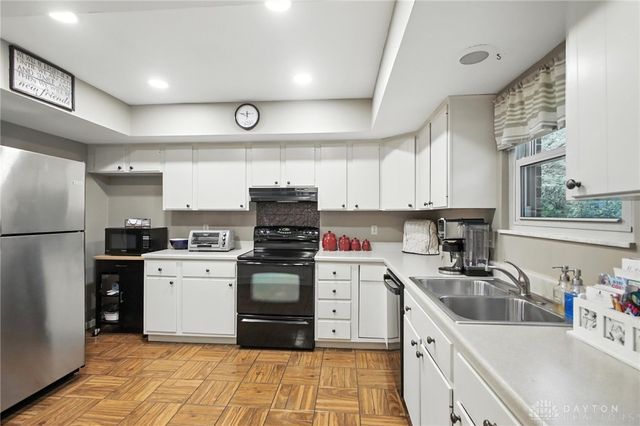 3797 Willow Creek Drive, Dayton, OH 45415
