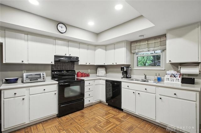 3797 Willow Creek Drive, Dayton, OH 45415