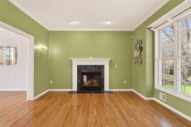 574 Dunnbridge Drive, Webster, NY 14580