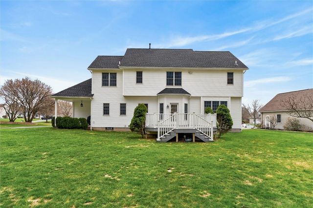 574 Dunnbridge Drive, Webster, NY 14580