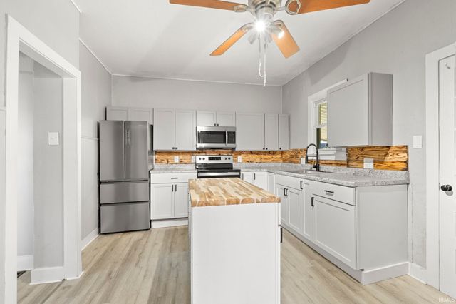 4633 Arizona Avenue, Fort Wayne, IN 46808