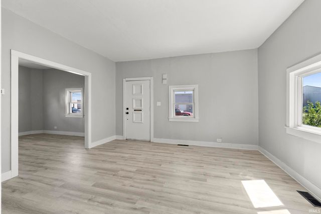 4633 Arizona Avenue, Fort Wayne, IN 46808