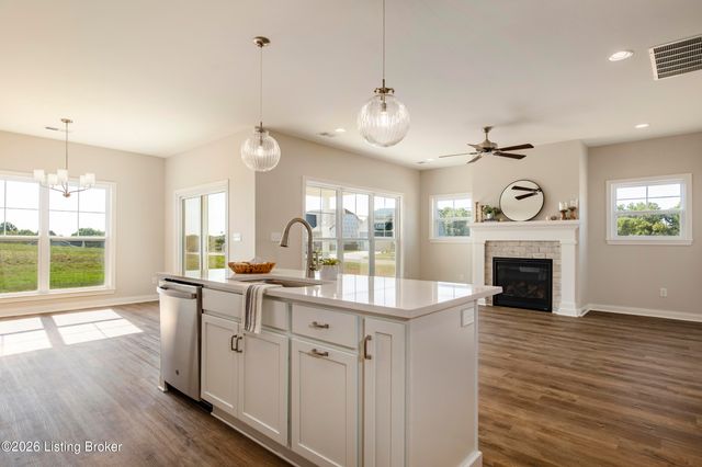 3603 Aspen Creek Ct, La Grange, KY 40031