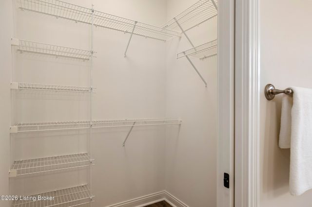 3603 Aspen Creek Ct, La Grange, KY 40031