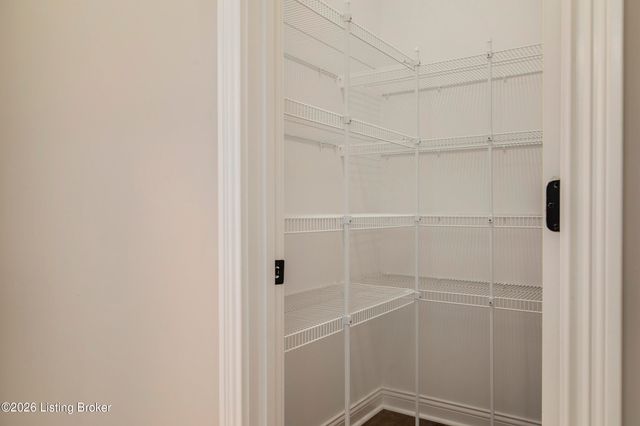 3603 Aspen Creek Ct, La Grange, KY 40031