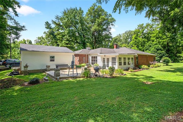 351 N 66th Street, Belleville, IL 62223