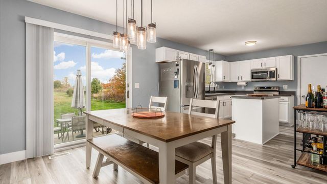 156 Glen Crossing Drive, Etna, OH 43062